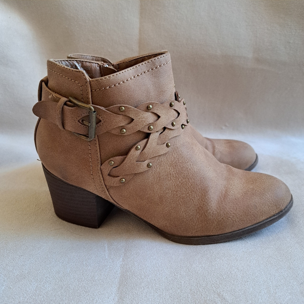 No Parking Tan Ankle Booties with Beaded and Braided Faux Leather Buckle Size 6